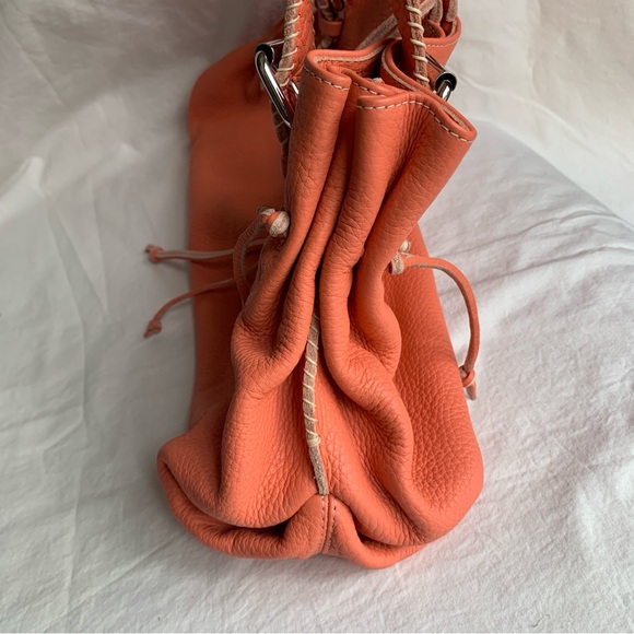 Carla Mancini Stylish Orange Leather Women's Bag - Picture 4 of 5